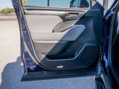 Used 2020  Toyota Highlander 4d SUV FWD LE at A Motors Sales & Finance near San Antonio, TX