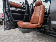 Used 2015  Toyota Tundra 2WD CrewMax SR5 4&period;6L at A Motors Sales & Finance near San Antonio&comma; TX