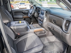 Used 2021 Chevrolet Silverado 1500 4WD Crew Cab 157" LT Trail Boss at A Motors Sales & Finance near San Antonio, TX
