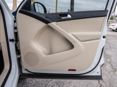 Used 2016  Volkswagen Tiguan 4d SUV SE at A Motors Sales & Finance near San Antonio, TX