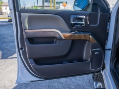 Used 2017  GMC Sierra 1500 4WD Crew Cab SLT at A Motors Sales & Finance near San Antonio, TX