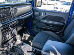 Used 2018  Jeep Wrangler Unlimited 4d SUV 4WD Sahara at A Motors Sales & Finance near San Antonio&comma; TX