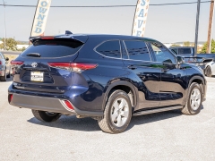 Used 2020  Toyota Highlander 4d SUV FWD LE at A Motors Sales & Finance near San Antonio, TX