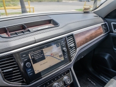 Used 2018  Volkswagen Atlas 3&period;6L V6 SEL Premium 4MOTION at A Motors Sales & Finance near San Antonio&comma; TX