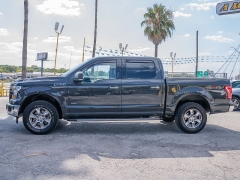 Used 2017 Ford F-150 4WD SuperCrew XLT 5 1/2 at A Motors Sales & Finance near San Antonio, TX