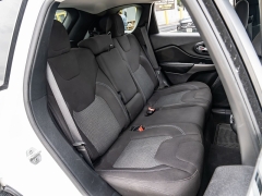 Used 2021  Jeep Cherokee Latitude FWD at A Motors Sales & Finance near San Antonio&comma; TX