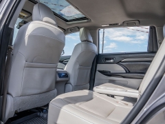 Used 2017 Toyota Highlander 4d SUV AWD Limited at A Motors Sales & Finance near San Antonio, TX