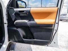 Used 2018  Toyota Tacoma 2WD Double Cab SR5 V6 at A Motors Sales & Finance near San Antonio&comma; TX