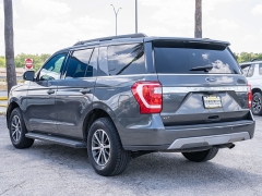Used 2020  Ford Expedition 4d SUV 2WD XLT at A Motors Sales & Finance near San Antonio&comma; TX