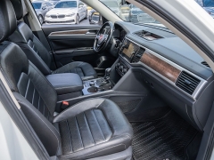 Used 2018  Volkswagen Atlas 3&period;6L V6 SEL Premium 4MOTION at A Motors Sales & Finance near San Antonio&comma; TX