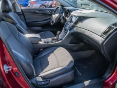 Used 2014  Hyundai Sonata 4d Sedan Limited 2&period;0T at A Motors Sales & Finance near San Antonio&comma; TX