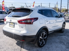 Used 2020  Nissan Rogue Sport 4d SUV FWD SL at A Motors Sales & Finance near San Antonio&comma; TX