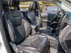 Used 2019 Jeep Cherokee 4d SUV FWD Latitude Plus 2.4L at A Motors Sales & Finance near San Antonio, TX