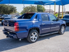 Used 2013 Chevrolet Avalanche 4d SUV RWD LTZ at A Motors Sales & Finance near San Antonio, TX