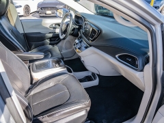 Used 2020  Chrysler Pacifica 4d Wagon Limited at A Motors Sales & Finance near San Antonio, TX