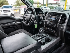 Used 2015  Ford F-150 2WD Supercrew XLT 5 1&sol;2 at A Motors Sales & Finance near San Antonio&comma; TX