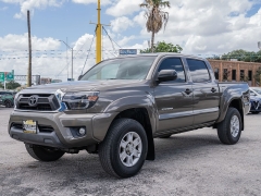Used 2013  Toyota Tacoma 2WD Double Cab PreRunner V6 Short Bed at A Motors Sales & Finance near San Antonio&comma; TX