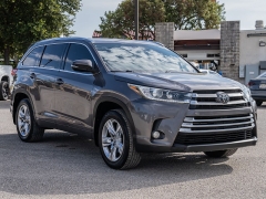 Used 2017 Toyota Highlander 4d SUV AWD Limited at A Motors Sales & Finance near San Antonio, TX