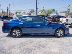 Used 2019  Nissan Altima 4d Sedan FWD 2&period;5L S at A Motors Sales & Finance near San Antonio&comma; TX