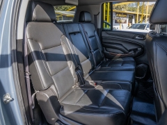 Used 2016  GMC Yukon XL 4d SUV 4WD SLT at A Motors Sales & Finance near San Antonio, TX