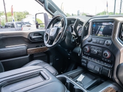 Used 2020  Chevrolet Silverado 2500 4WD Crew Cab High Country Gas at A Motors Sales & Finance near San Antonio&comma; TX