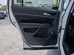 Used 2018  Volkswagen Atlas 3&period;6L V6 SEL Premium 4MOTION at A Motors Sales & Finance near San Antonio&comma; TX