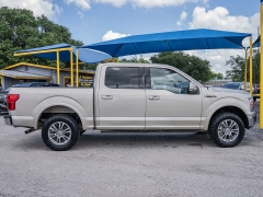 Used 2018  Ford F-150 2WD SuperCrew Lariat 5 1&sol;2 at A Motors Sales & Finance near San Antonio&comma; TX