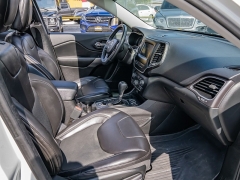 Used 2019 Jeep Cherokee 4d SUV FWD Latitude Plus 2.4L at A Motors Sales & Finance near San Antonio, TX