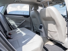 Used 2015  Volkswagen Passat TDI 4d Sedan SE at A Motors Sales & Finance near San Antonio&comma; TX