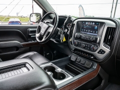 Used 2018  GMC Sierra 1500 4WD Crew Cab SLT at A Motors Sales & Finance near San Antonio&comma; TX