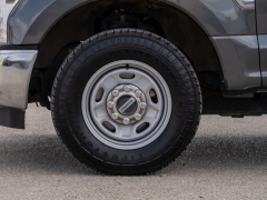 Used 2019  Ford Super Duty F-250 2WD Crew Cab XL at A Motors Sales & Finance near San Antonio, TX