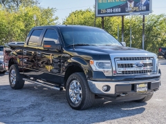 Used 2014  Ford F-150 4WD Supercrew XLT 5 1/2 at A Motors Sales & Finance near San Antonio, TX