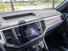 Used 2021  Volkswagen Atlas Cross Sport 2&period;0T SE w&sol;Technology FWD at A Motors Sales & Finance near San Antonio&comma; TX