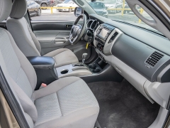 Used 2013  Toyota Tacoma 2WD Double Cab PreRunner V6 Short Bed at A Motors Sales & Finance near San Antonio&comma; TX