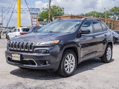 Used 2016  Jeep Cherokee 4d SUV 4WD Limited V6 at A Motors Sales & Finance near San Antonio&comma; TX