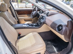 Used 2016  Jaguar XJ 4d Sedan Portfolio LWB at A Motors Sales & Finance near San Antonio&comma; TX