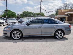Used 2015  Volkswagen Passat TDI 4d Sedan SE at A Motors Sales & Finance near San Antonio&comma; TX
