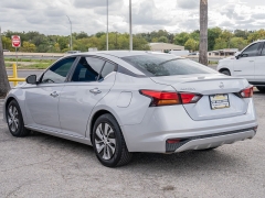 Used 2019  Nissan Altima 4d Sedan FWD 2&period;5L S at A Motors Sales & Finance near San Antonio&comma; TX