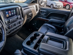 Used 2017  GMC Sierra 1500 2WD Crew Cab SLT at A Motors Sales & Finance near San Antonio&comma; TX