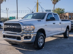 Used 2021  Ram 2500 4WD Tradesman Crew Cab 8' Box at A Motors Sales & Finance near San Antonio, TX