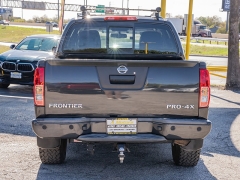 Used 2015  Nissan Frontier 4WD Crew Cab PRO-4X Auto at A Motors Sales & Finance near San Antonio, TX