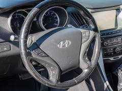 Used 2014  Hyundai Sonata 4d Sedan SE 2.0T at A Motors Sales & Finance near San Antonio, TX