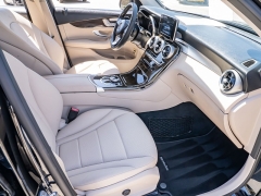 Used 2017  Mercedes-Benz GLC-Class 4d SUV GLC300 at A Motors Sales & Finance near San Antonio&comma; TX