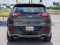 Used 2016  Jeep Cherokee 4d SUV 4WD Limited V6 at A Motors Sales & Finance near San Antonio&comma; TX
