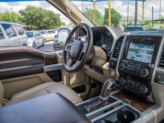 Used 2018  Ford F-150 2WD SuperCrew Lariat 5 1&sol;2 at A Motors Sales & Finance near San Antonio&comma; TX