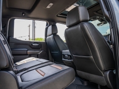 Used 2020  GMC Sierra 1500 4WD Crew Cab AT4 at A Motors Sales & Finance near San Antonio&comma; TX