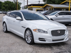 Used 2015  Jaguar XJL 4d Sedan Portfolio at A Motors Sales & Finance near San Antonio&comma; TX
