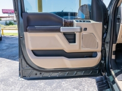 Used 2018  Ford F-150 2WD SuperCrew Lariat 5 1&sol;2 at A Motors Sales & Finance near San Antonio&comma; TX