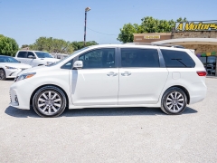 Used 2020  Toyota Sienna 4d Wagon FWD Limited Premium 7-Passenger at A Motors Sales & Finance near San Antonio&comma; TX