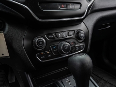 Used 2021  Jeep Cherokee Latitude FWD at A Motors Sales & Finance near San Antonio&comma; TX